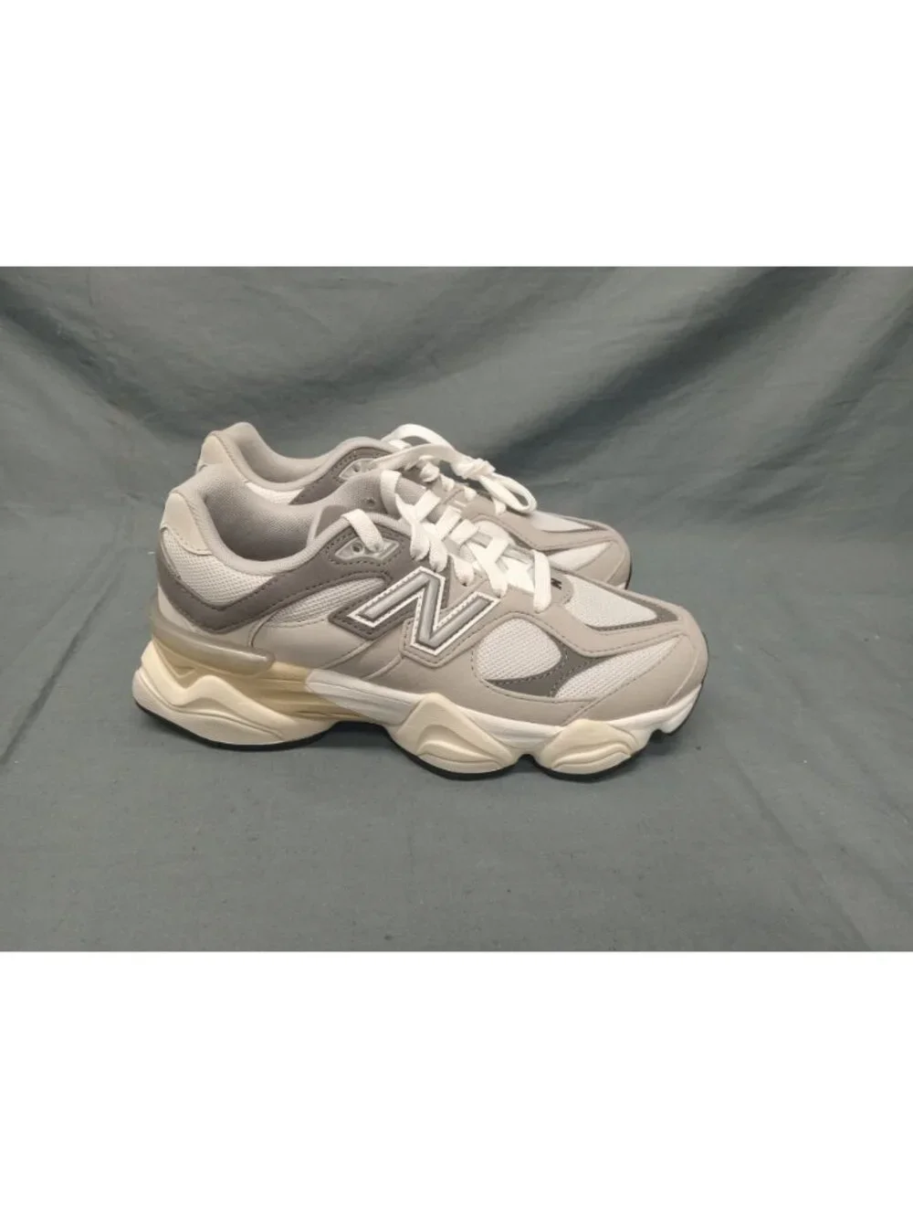New Balance 90s are